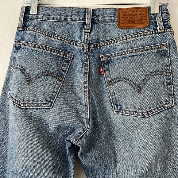 Levi’s Wedgie Women’s Jeans Size 25 Cropped - Picture 3 of 8